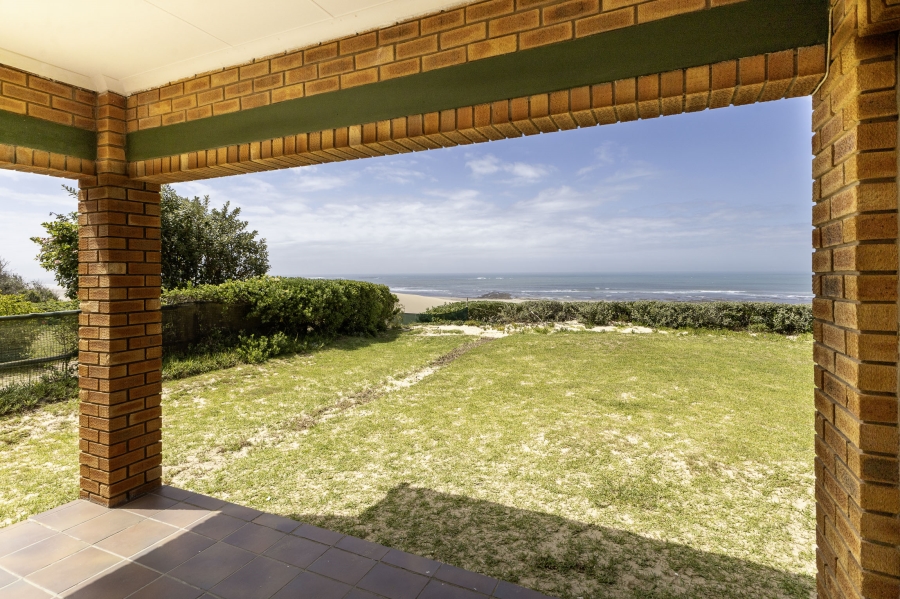 4 Bedroom Property for Sale in Begha Eastern Cape